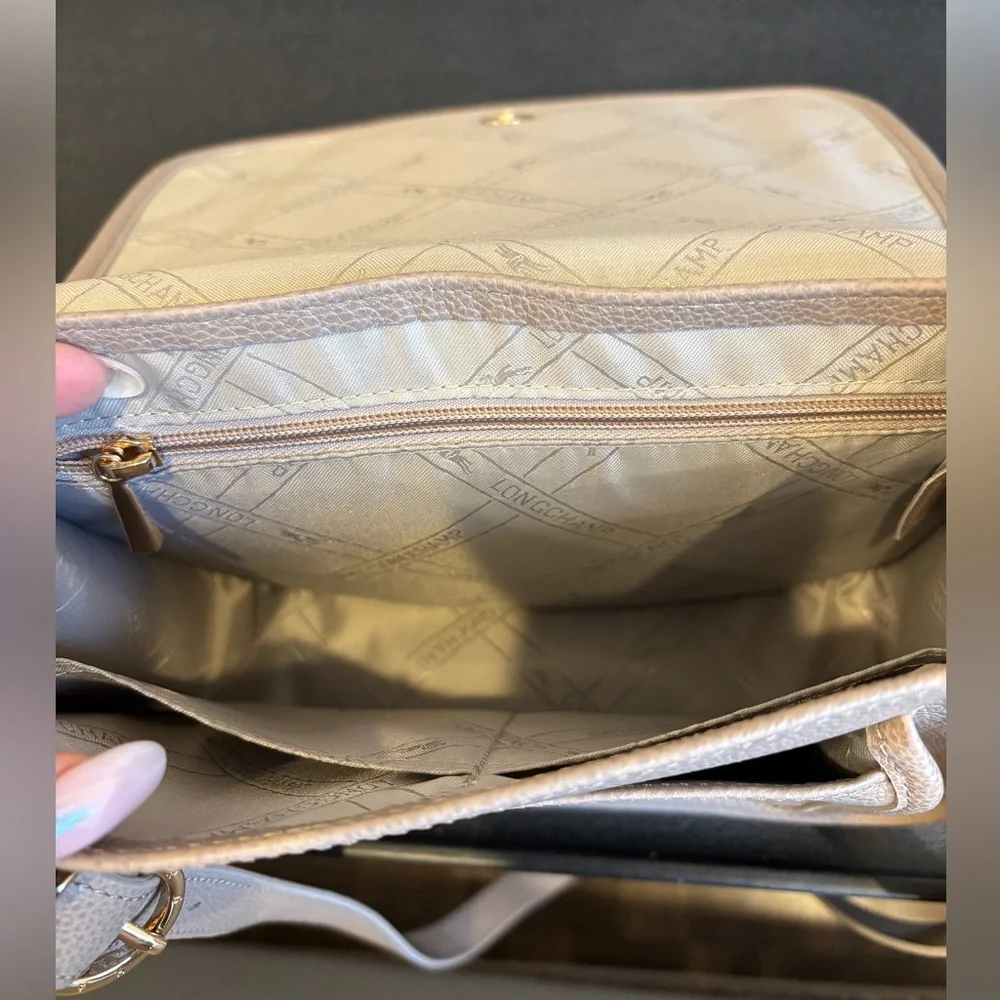 LONGCHAMP Le Foulonné Leather Crossbody - Picture 5 of 7